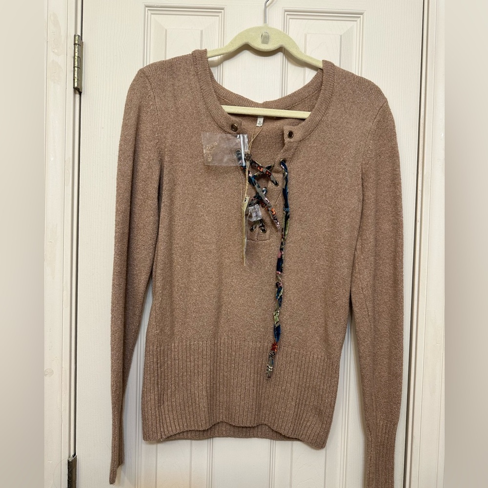Gimmicks Sweater Lace Up Front Size Large